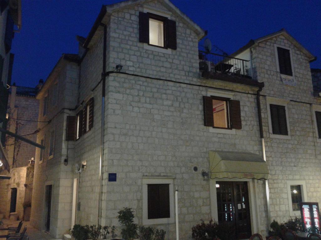 House Ivancic-Free Parking Трогір Екстер'єр фото